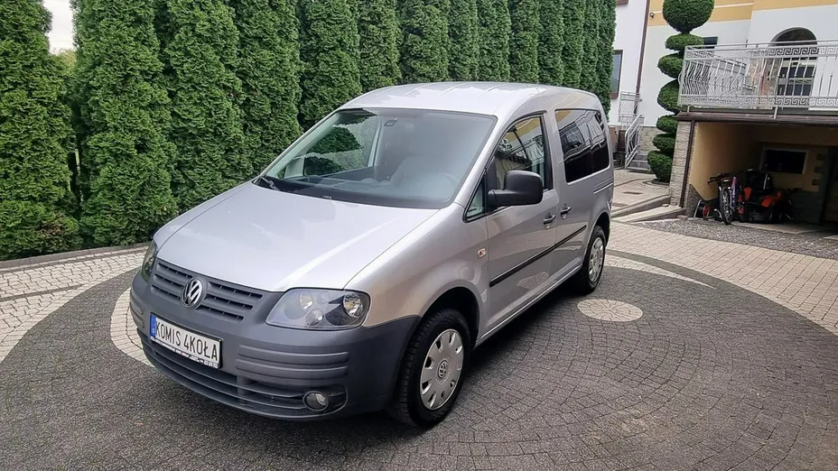 VOLKSWAGEN Caddy -