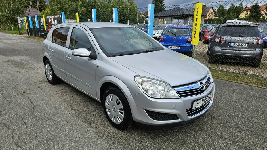 OPEL Astra -