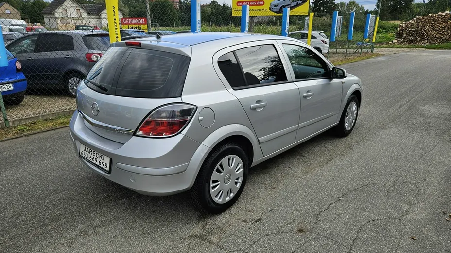 OPEL Astra -