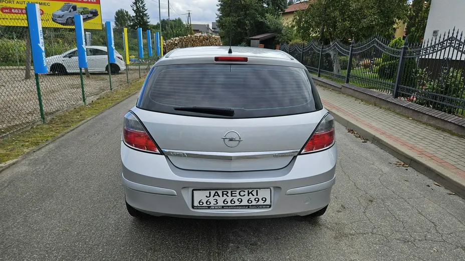 OPEL Astra -