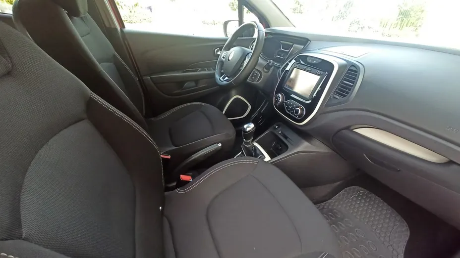RENAULT Captur -