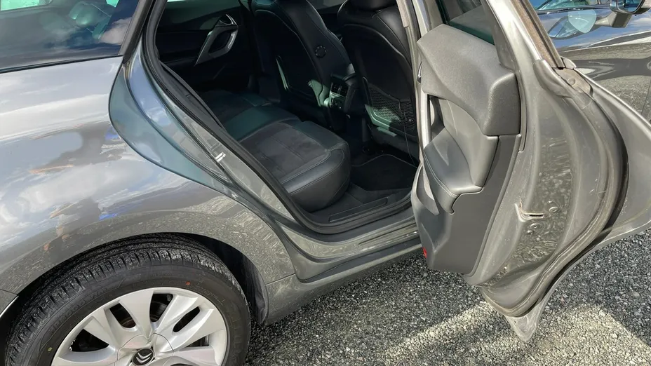 CITROEN DS5 -