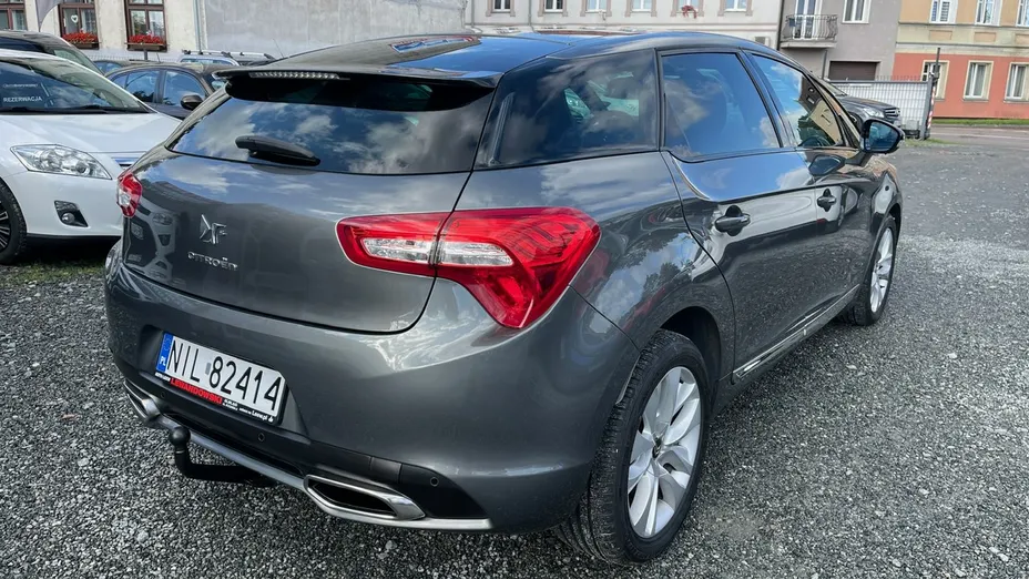 CITROEN DS5 -