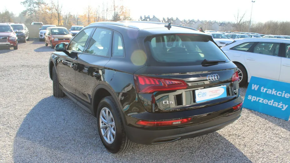 AUDI Q5 -