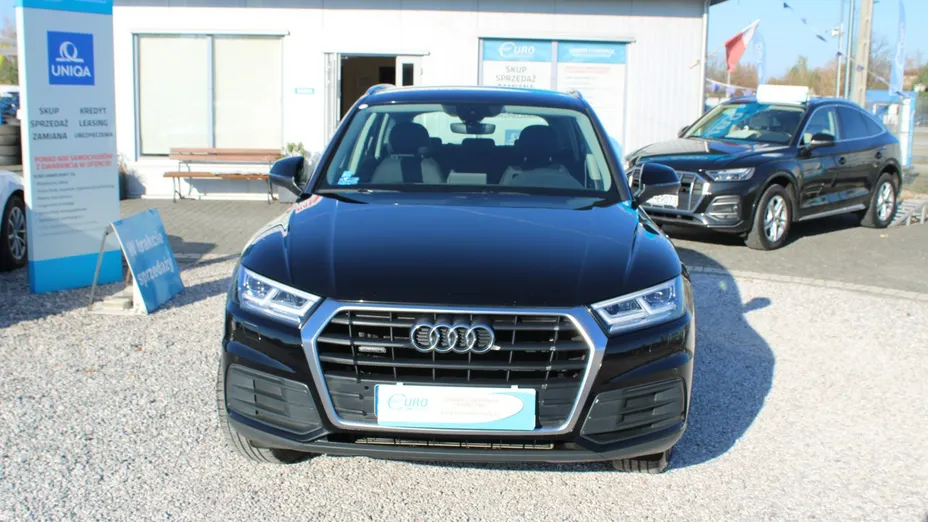 AUDI Q5 -