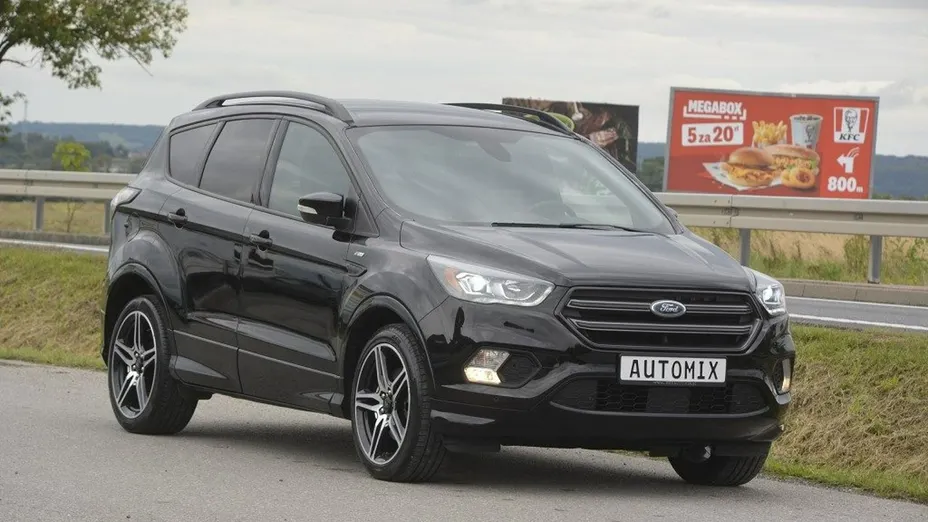 FORD Kuga -