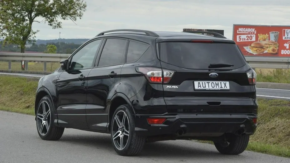FORD Kuga -