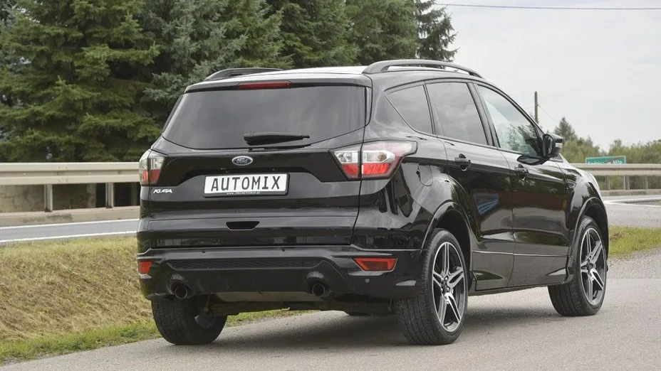 FORD Kuga -