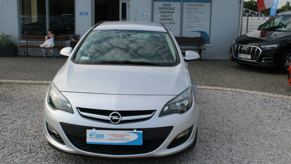 OPEL Astra -