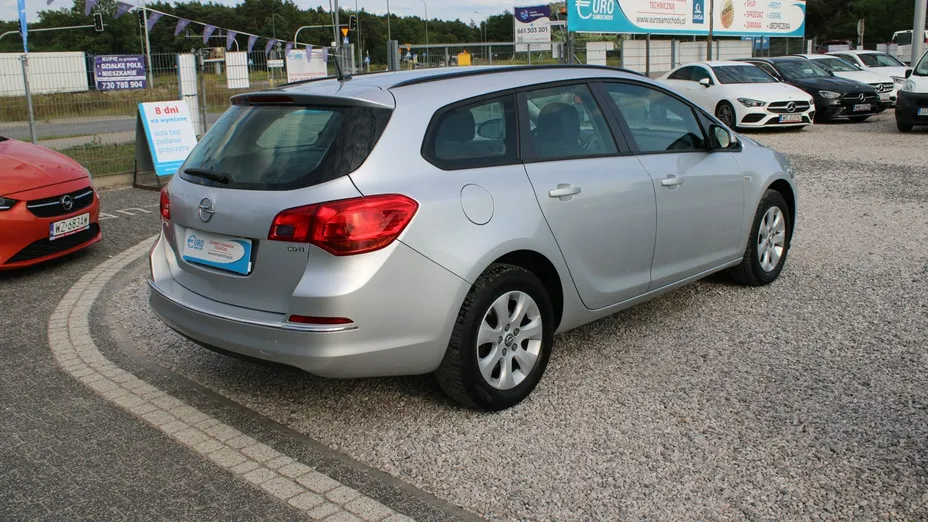 OPEL Astra -