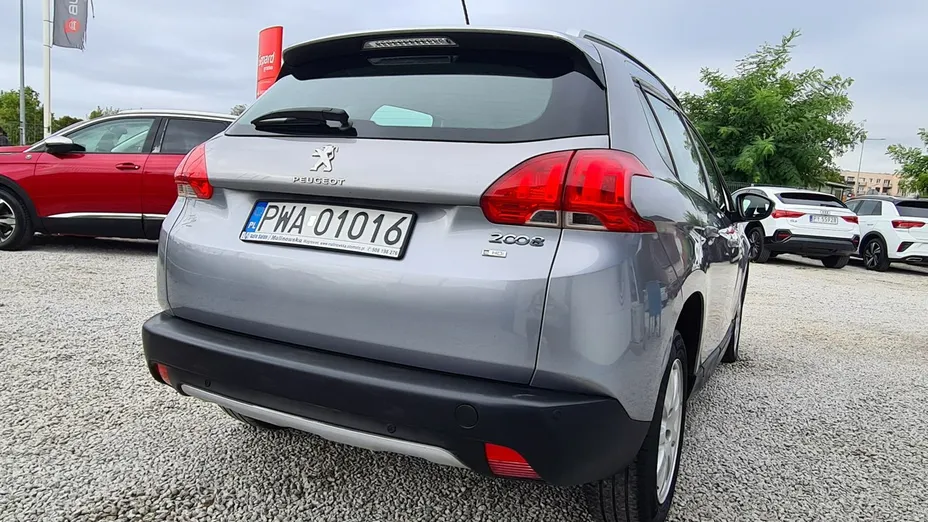 PEUGEOT 2008 -