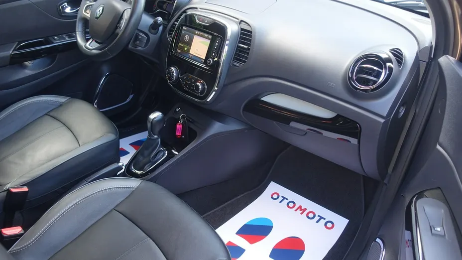 RENAULT Captur -