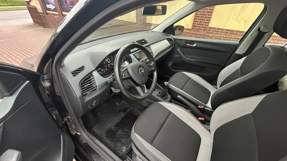 SKODA Fabia -