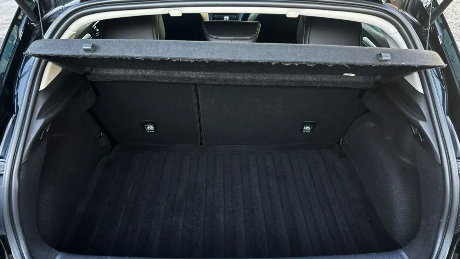 RENAULT Megane -