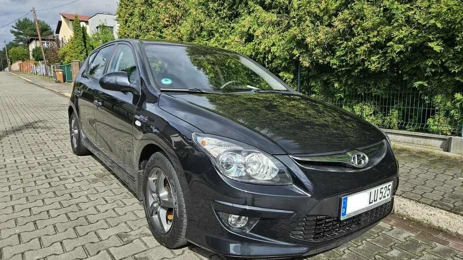 HYUNDAI i30 -