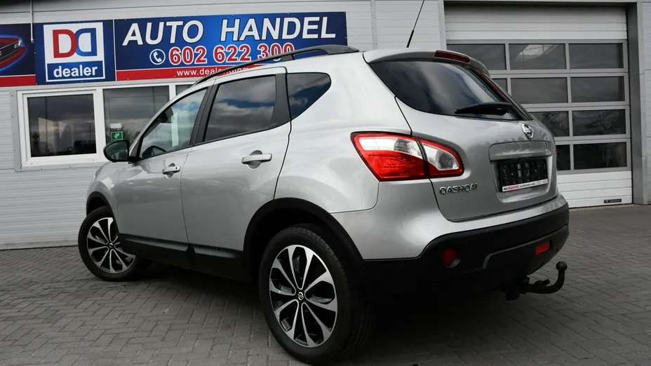 NISSAN Qashqai -