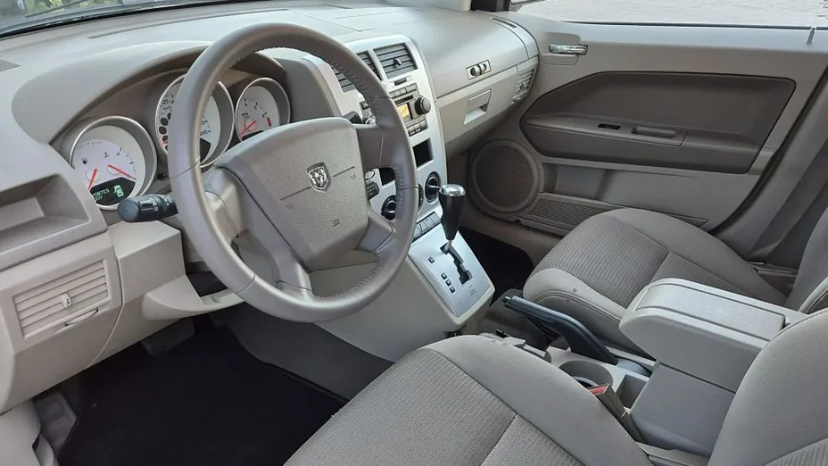DODGE Caliber -