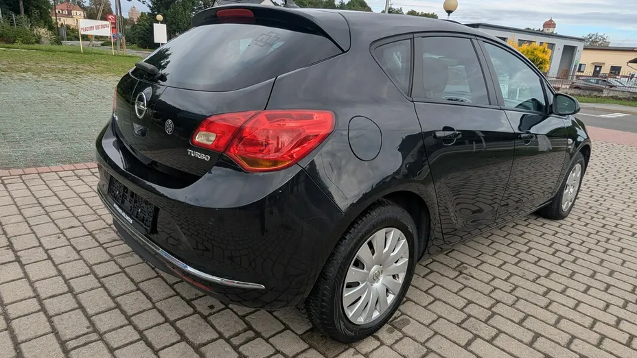 OPEL Astra -