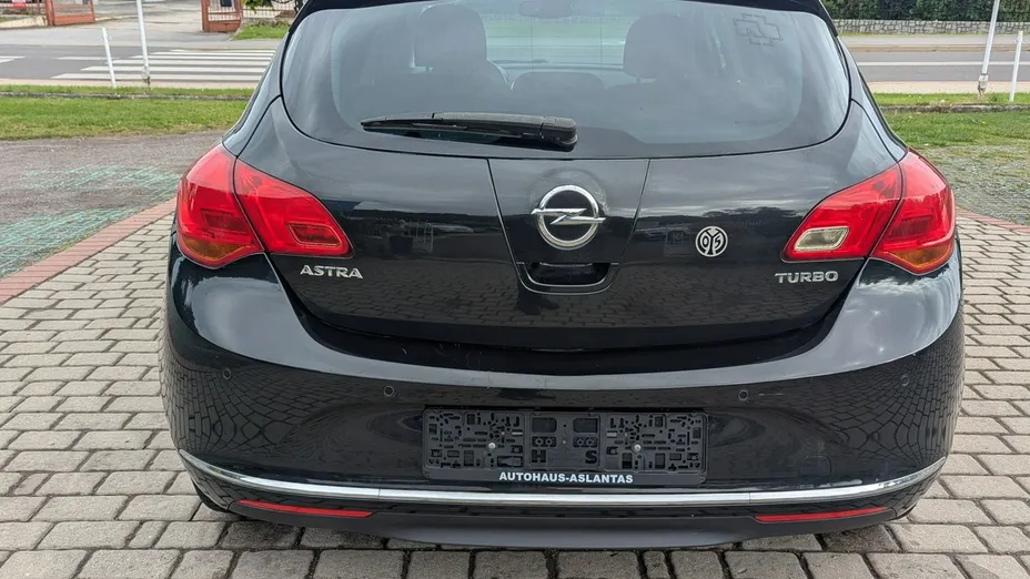 OPEL Astra -
