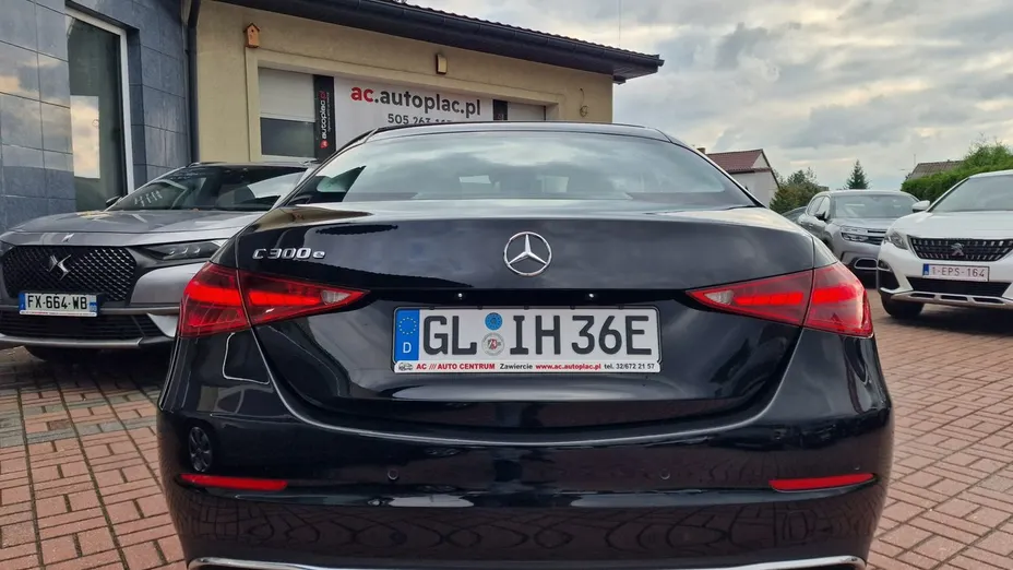 MERCEDES-BENZ C Klasa -