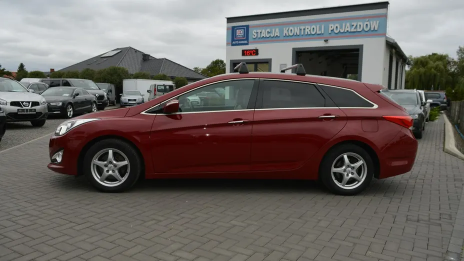 HYUNDAI i40 -