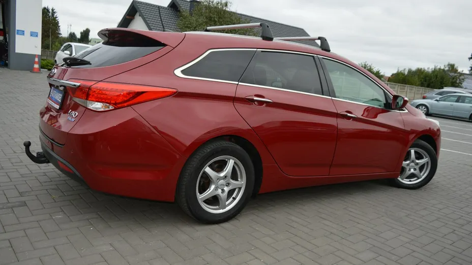 HYUNDAI i40 -