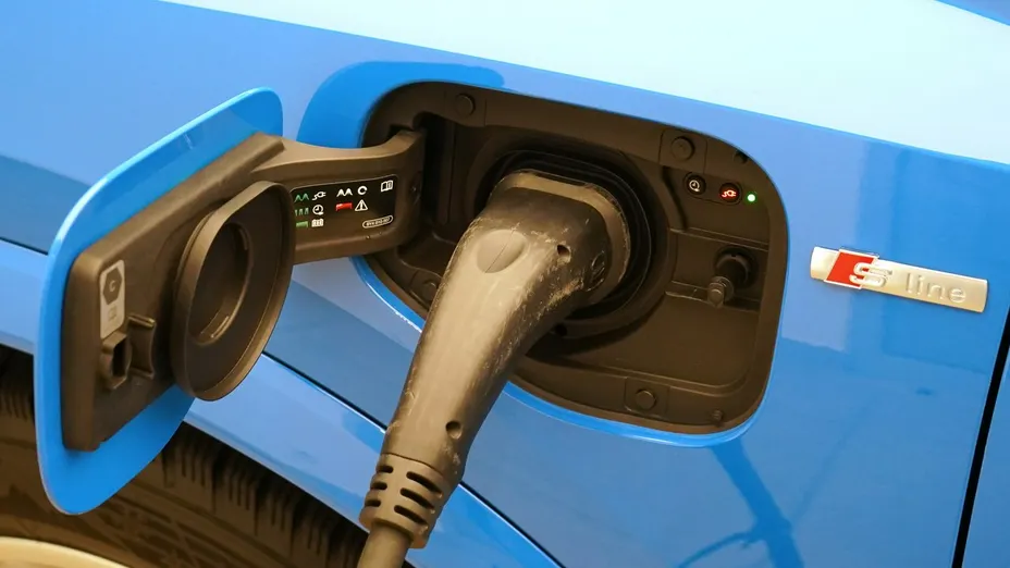 AUDI Q3 Q3 45 TFSI e S Line S tronic