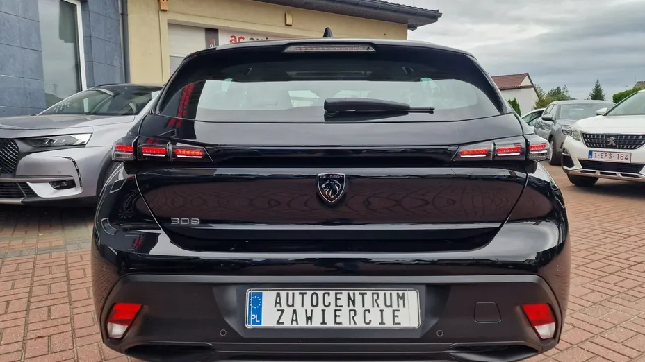 PEUGEOT 308 -
