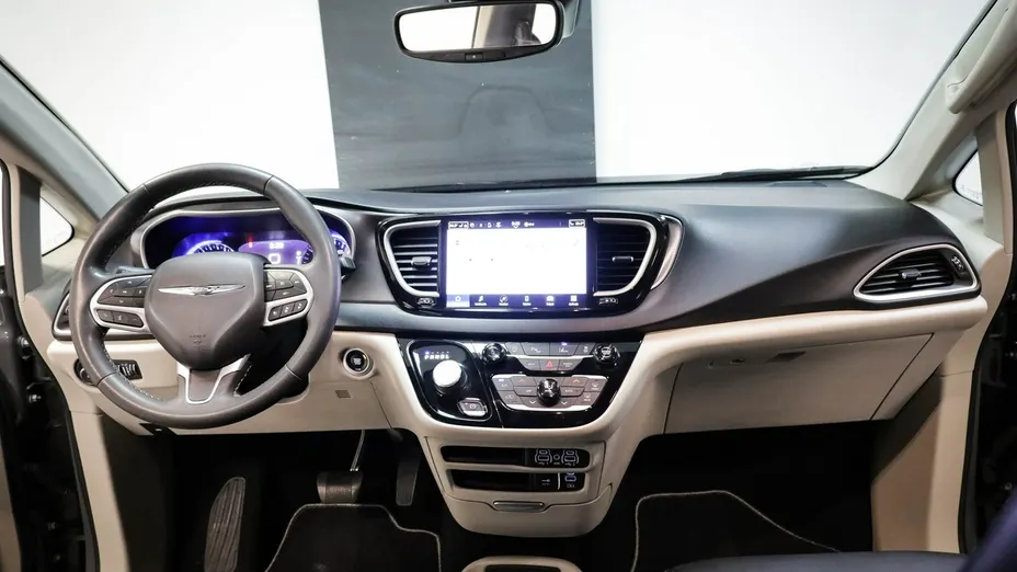 CHRYSLER Pacifica -
