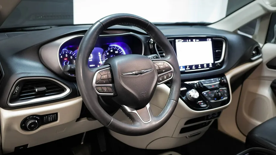 CHRYSLER Pacifica -