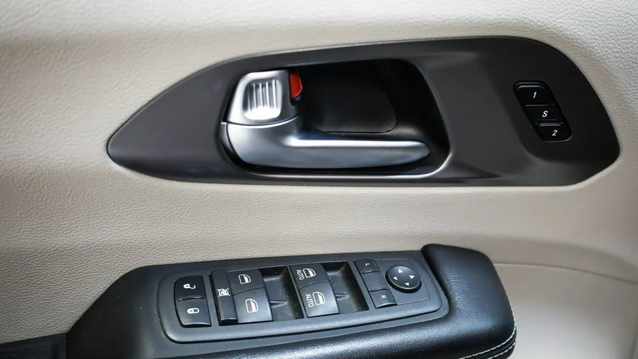 CHRYSLER Pacifica -