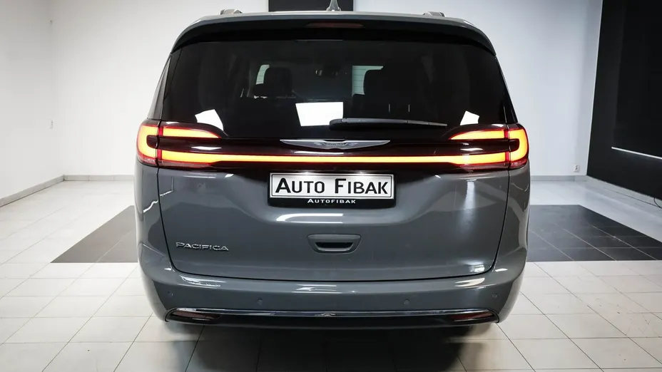 CHRYSLER Pacifica -