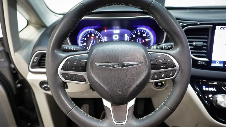 CHRYSLER Pacifica -