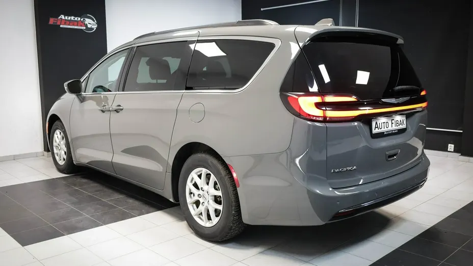 CHRYSLER Pacifica -