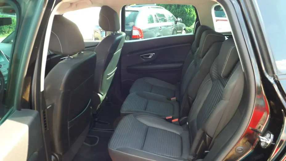 RENAULT Grand Scenic -
