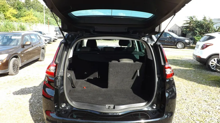 RENAULT Grand Scenic -