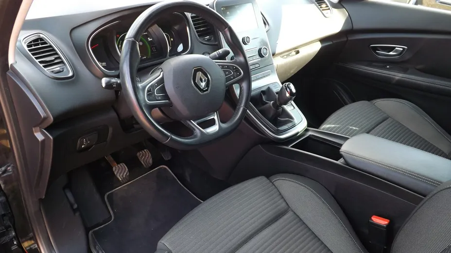 RENAULT Grand Scenic -