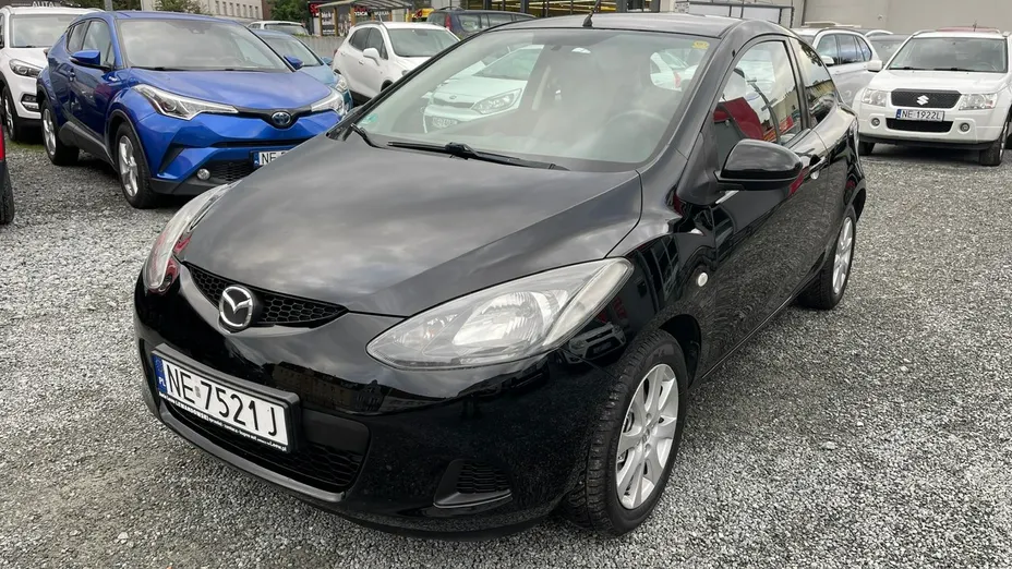 MAZDA 2 -