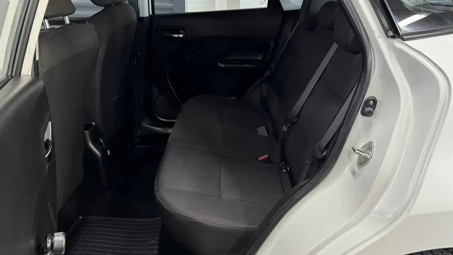 SUZUKI Baleno -