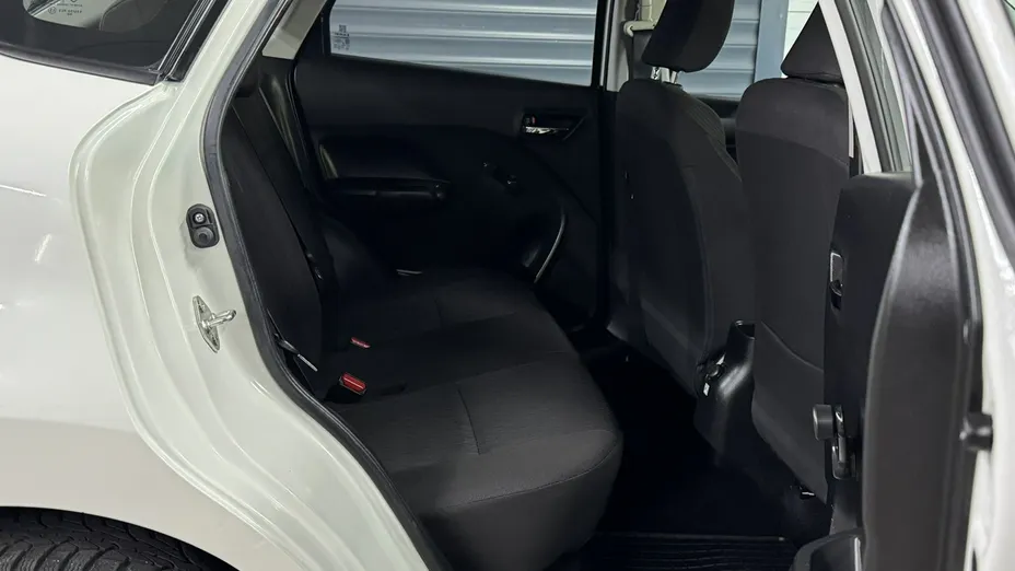 SUZUKI Baleno -