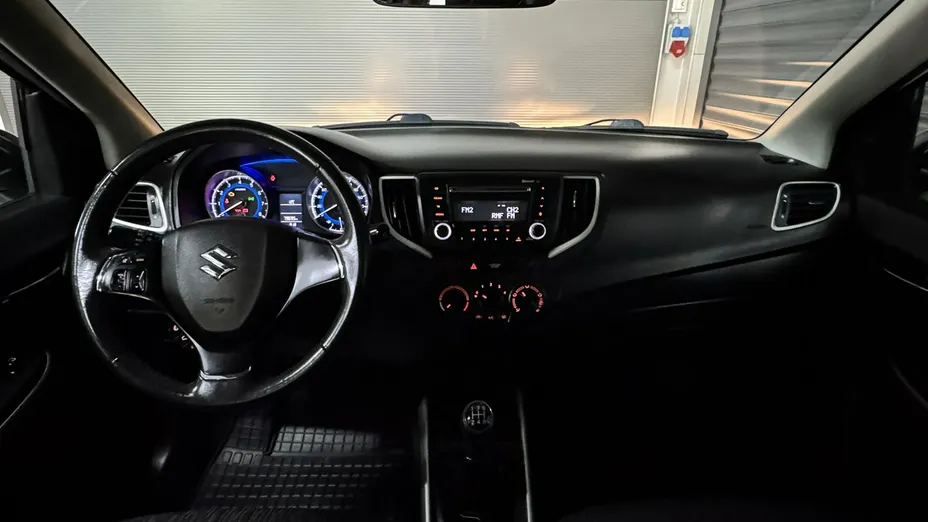 SUZUKI Baleno -