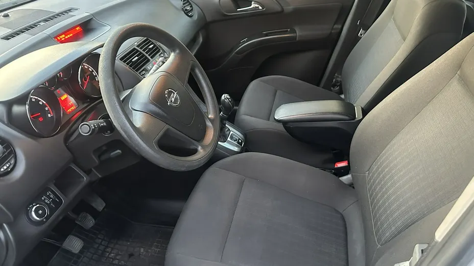 OPEL Meriva -