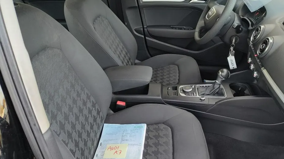 AUDI A3 -