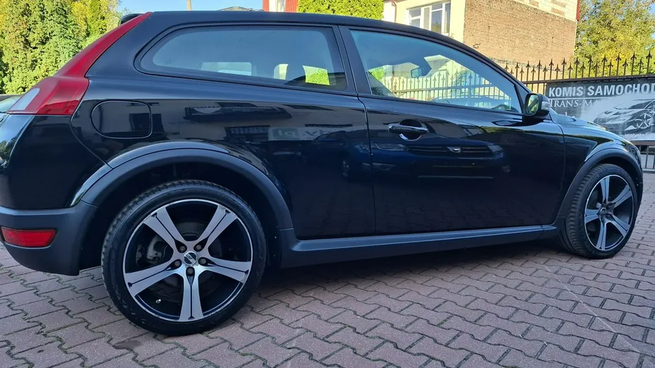 VOLVO C30 -