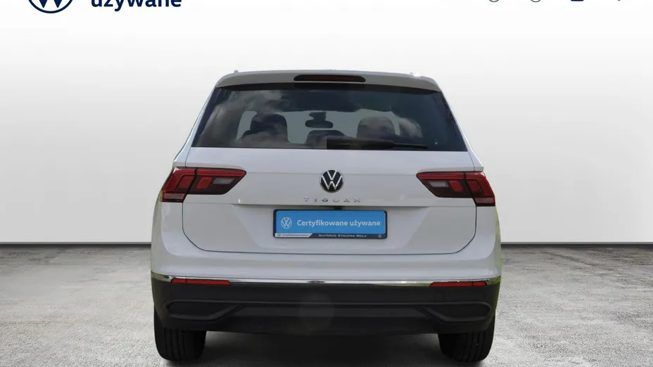 VOLKSWAGEN Tiguan -