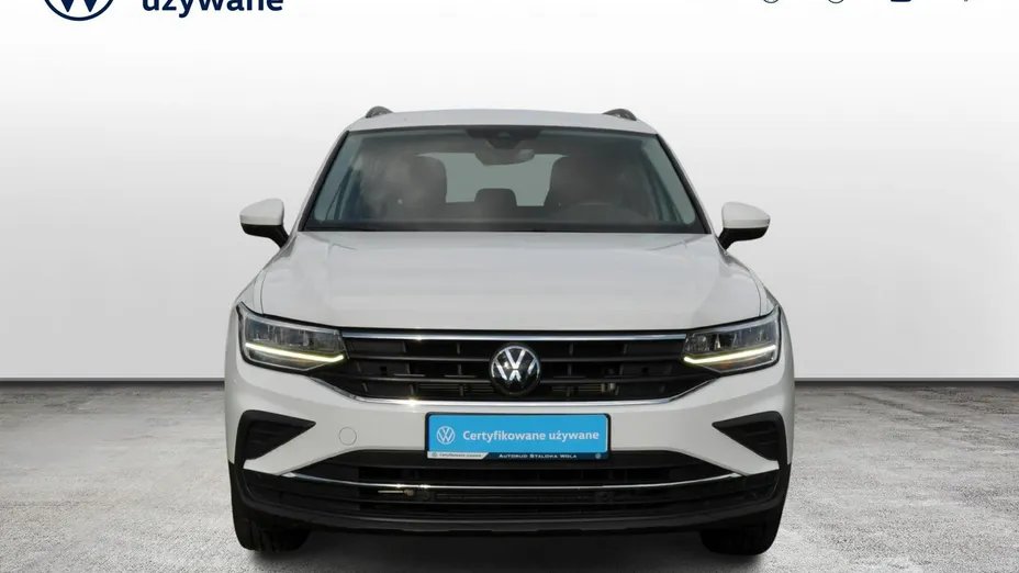 VOLKSWAGEN Tiguan -