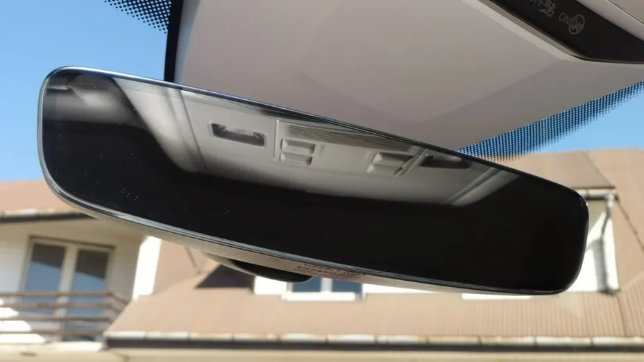 VOLKSWAGEN Passat -