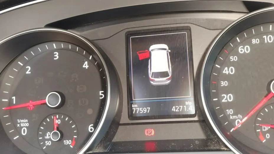 VOLKSWAGEN Passat -