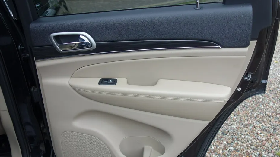 JEEP Grand Cherokee -