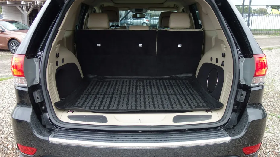 JEEP Grand Cherokee -